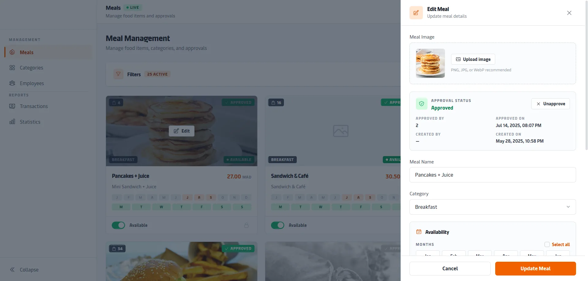 Fiche d’un repas ouverte en panneau latéral, catalogue toujours visible.